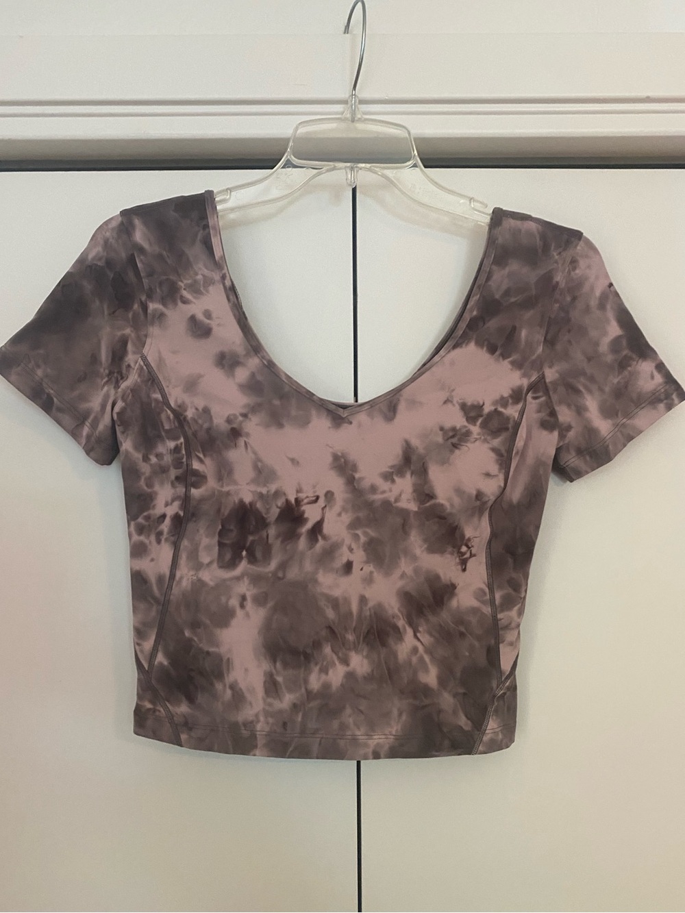 Lululemon Athletica Cropped Short Sleeve Top